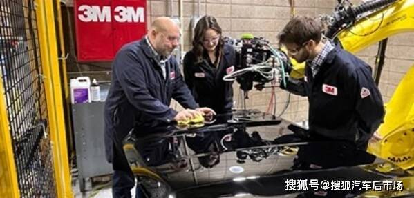 3M與通用汽車聯(lián)手<strong></p>
<p>汽車凹陷修復(fù)</strong>，自動(dòng)化漆面修復(fù)技術(shù)引領(lǐng)汽車制造新革命！:汽車凹陷修復(fù)